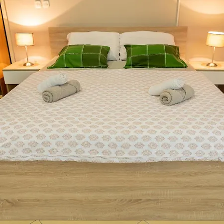 Aura Διαμέρισμα Μόσταρ