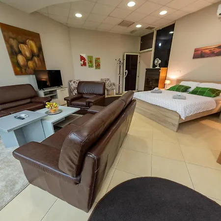 Aura Διαμέρισμα Μόσταρ